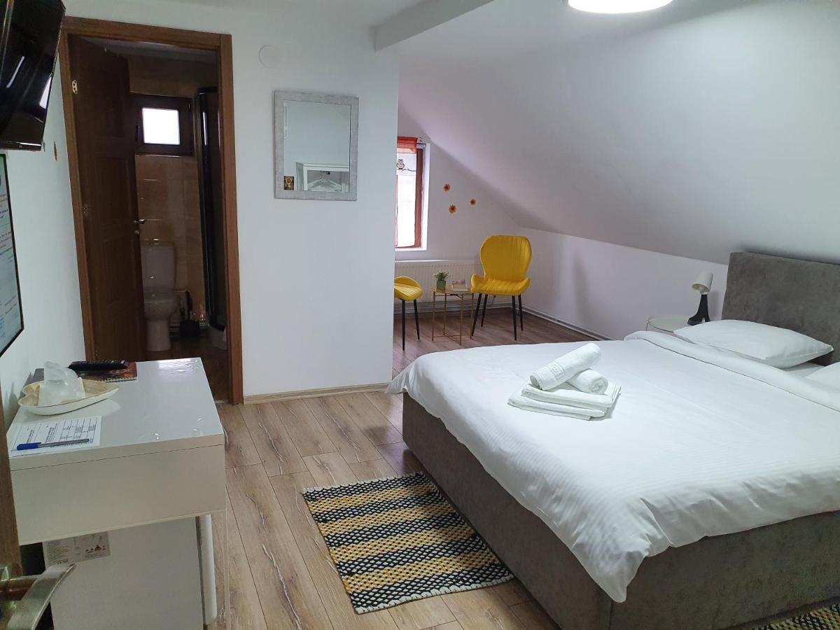 Casa Saga Hotel Gura Humorului Luaran gambar